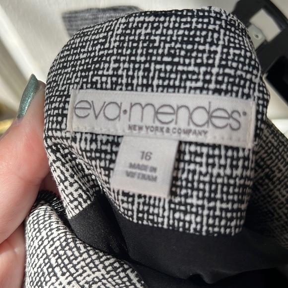 Eva Mendes for New York & Company skirt NWT size 16 - Picture 4 of 7